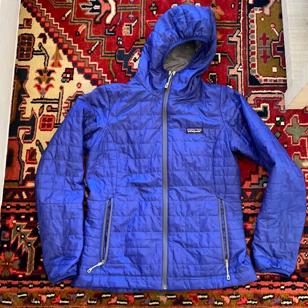 Patagonia, size Small, Nano Puff hoody jacket, purple/ blue color
